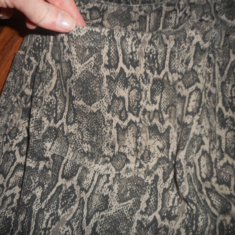 Spanx Brown, Black Snakeskin Python Pull On Pants… - image 3